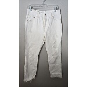 Levi's Strauss White Distressed Women's Jeans. Size 29x32